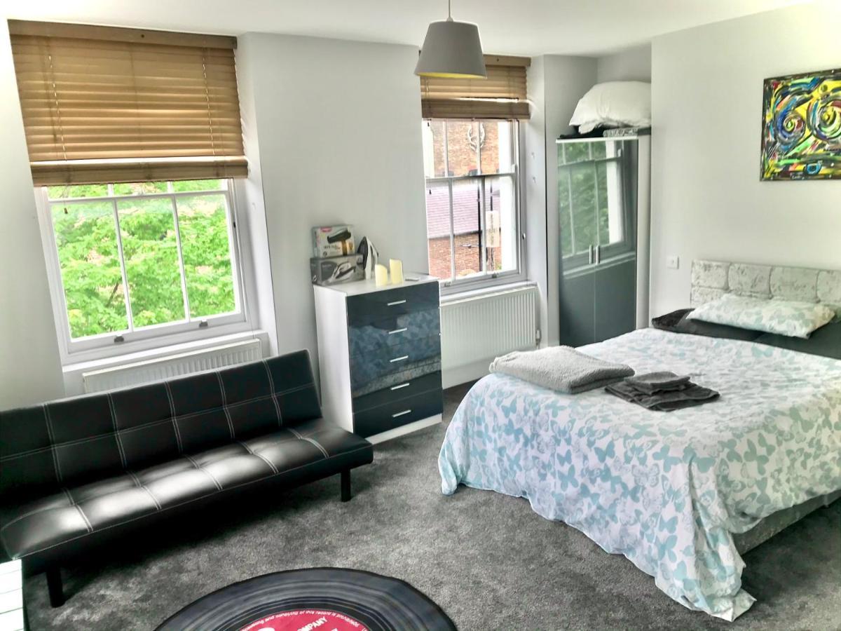 Camden Guest House Double Bedroom With Super Large King Bed Londyn Zewnętrze zdjęcie